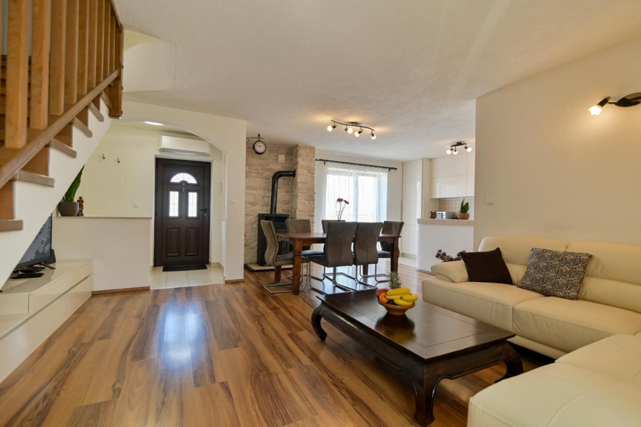 Apartman Ciciliani Trogir Zewnętrze zdjęcie