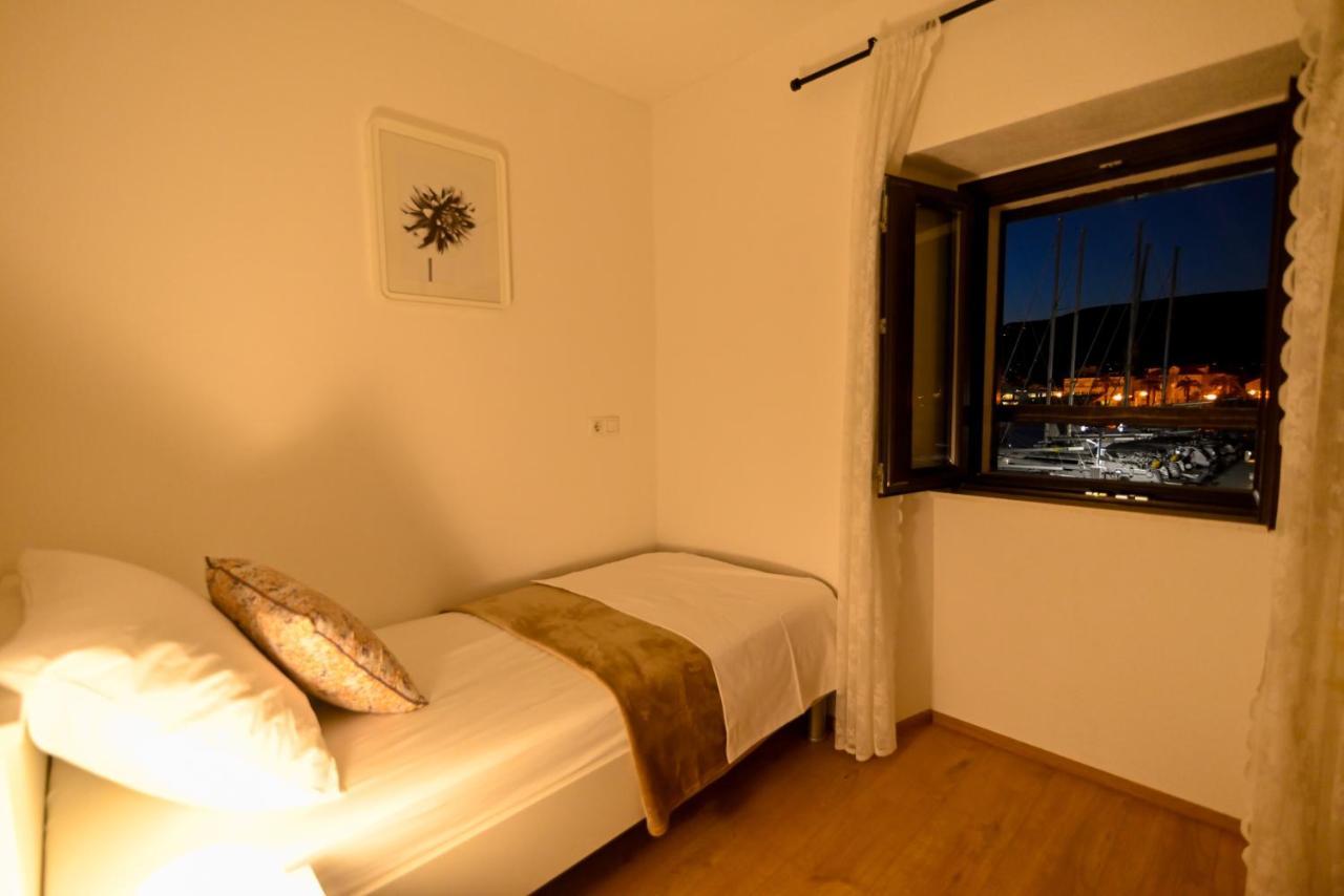 Apartman Ciciliani Trogir Zewnętrze zdjęcie